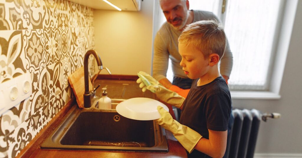 家事分担フレームをもとに家族で話し合うイメージ