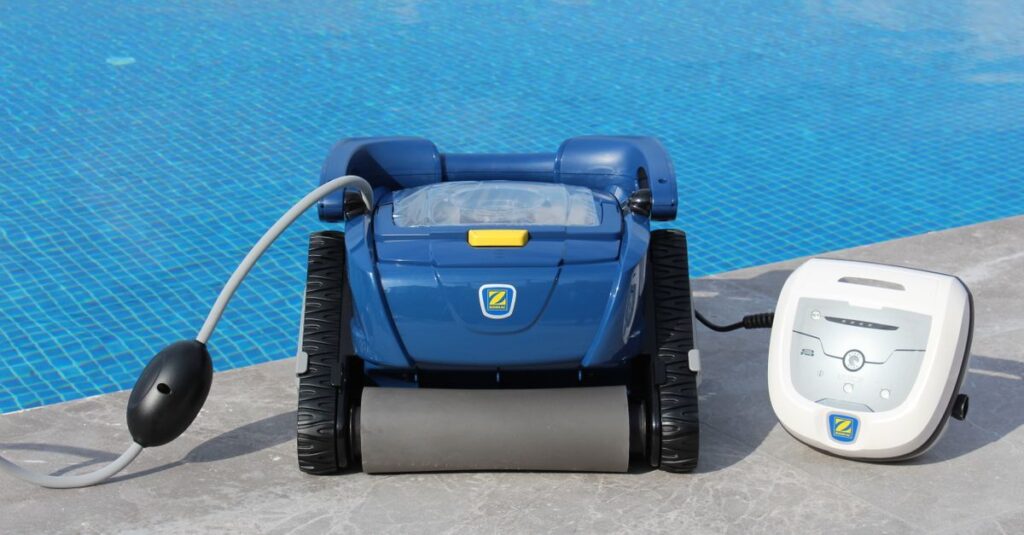 ロボット掃除機や自動洗濯機など、家事の自動化で生活が効率化されている現代の家庭風景