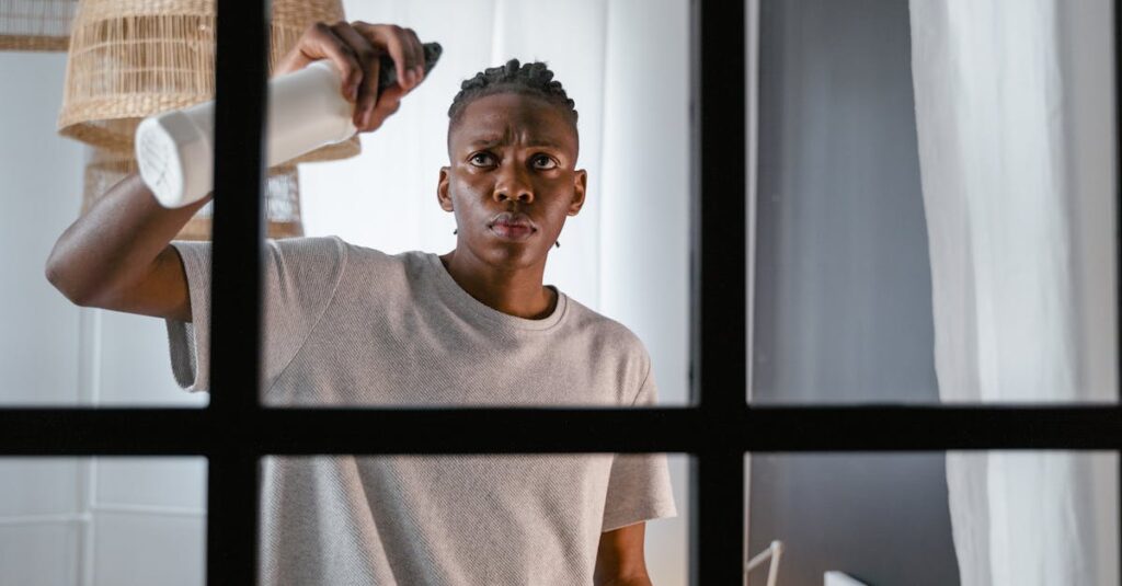 共働き夫婦が家事フレームで協力して家事を分担しているイメージ