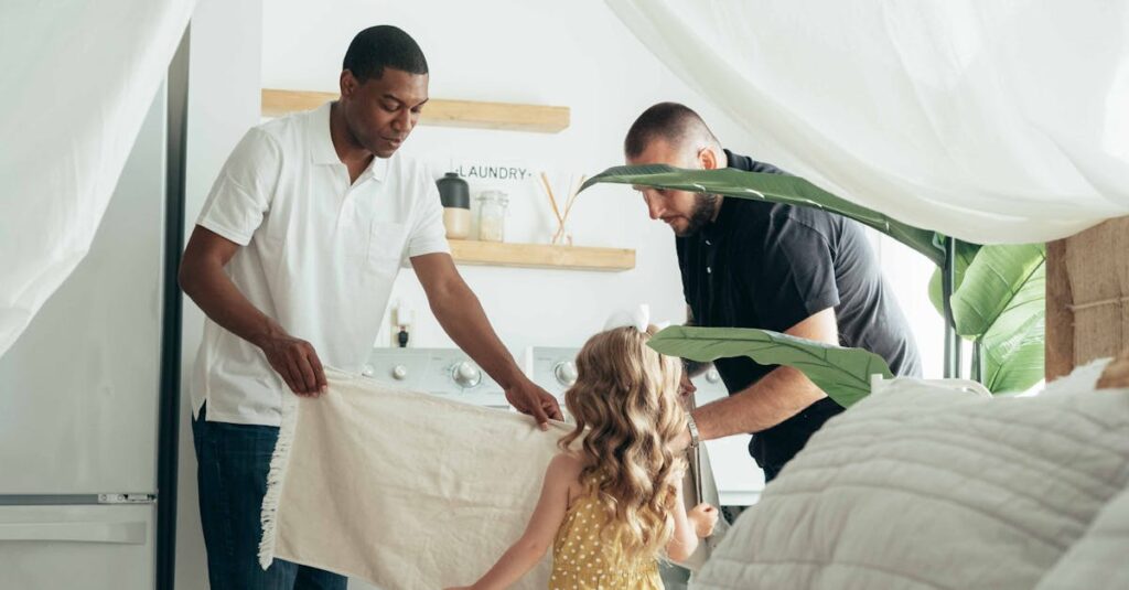 家事フレームを試して一週間後に家族で調整しているイメージ