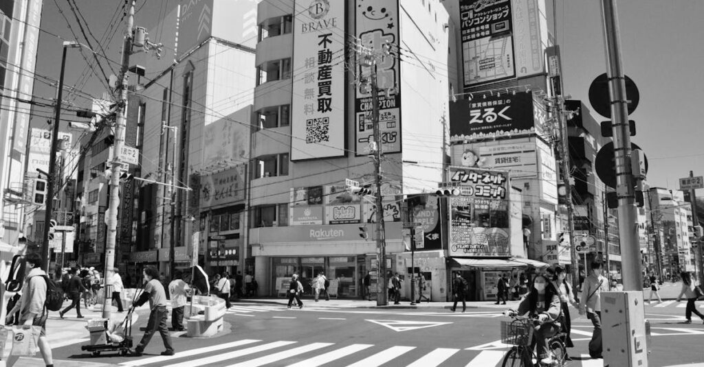 楽天西友ネットスーパーを利用してポイントを貯めながら買い物している様子