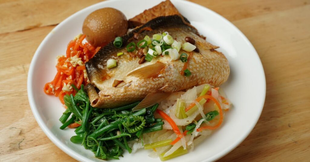 初心者向け作り置き1週間分の計画例、肉・野菜・副菜が効率よく並べられている