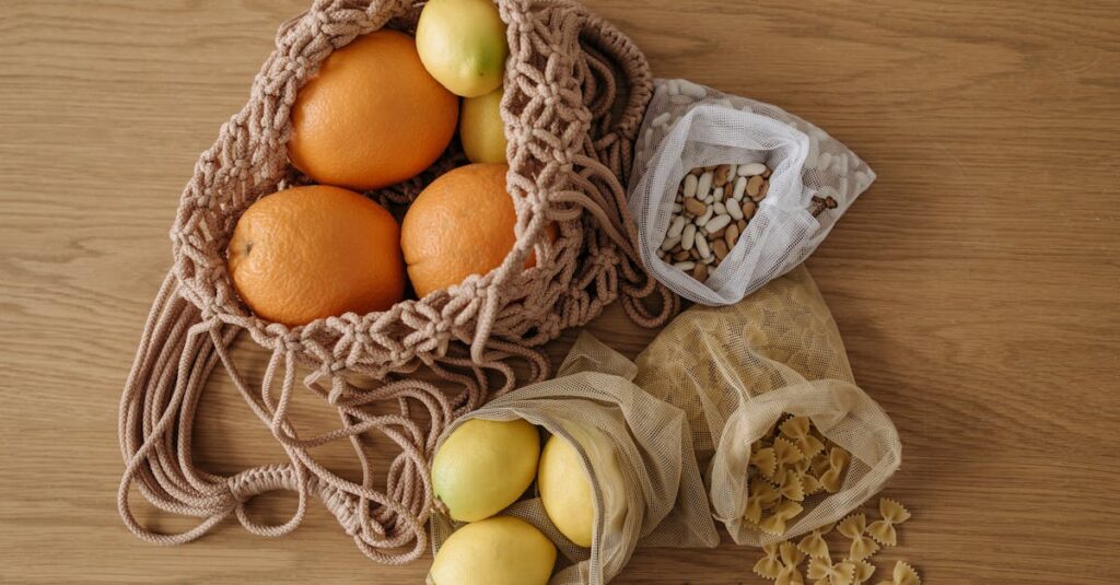 ラミネート加工された買い物リストテンプレート。繰り返し使えて経済的、視覚的にも整理されたデザイン。