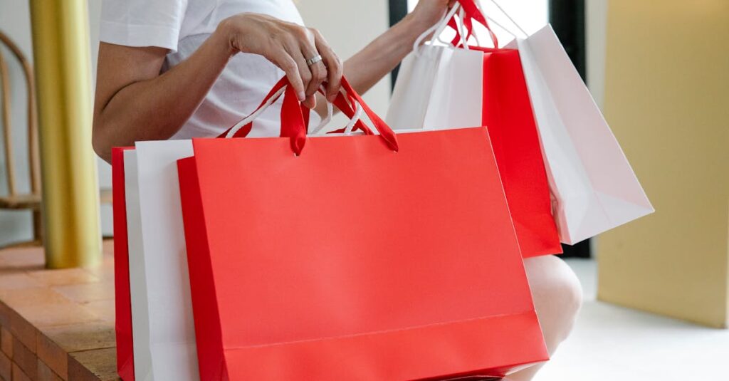 買い物リストの型を導入して、効率よく楽しく買い物している家族のイメージ。生活が整い、満足度が向上している様子。