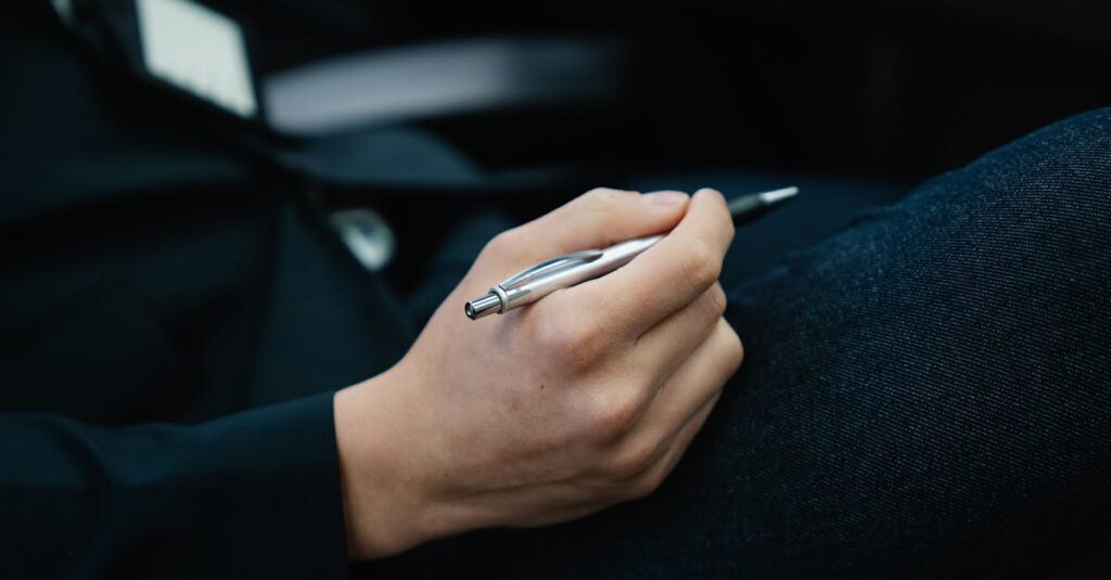 自分に合った買い物リスト型を選ぶための3つの診断軸（頻度・管理・優先事項）を整理した図解イメージ。