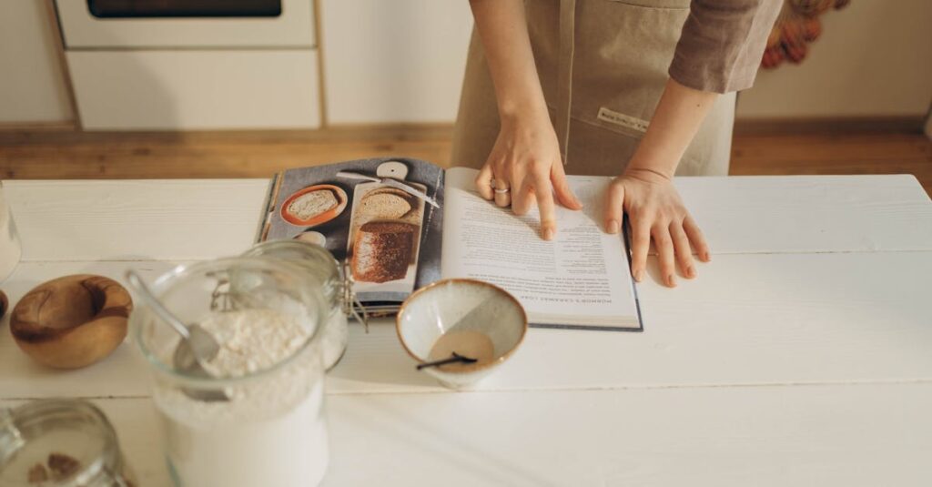 作り置きをこれから始める初心者が実践すべきシンプルな3ステップとその概要を示したイラスト