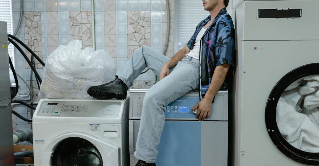 ロボット掃除機やミールキットなどを活用して家事を自動化・効率化する家庭の様子。週末の計画が平日を快適にするイメージ。