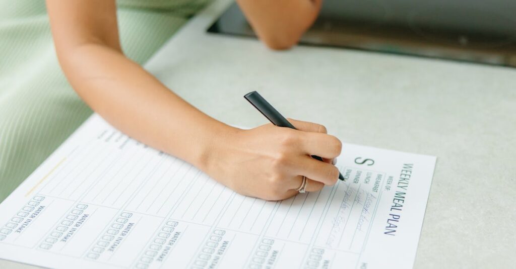 固定メニューをゆるく見直し、季節や生活に合わせてリニューアルする家庭の食卓風景